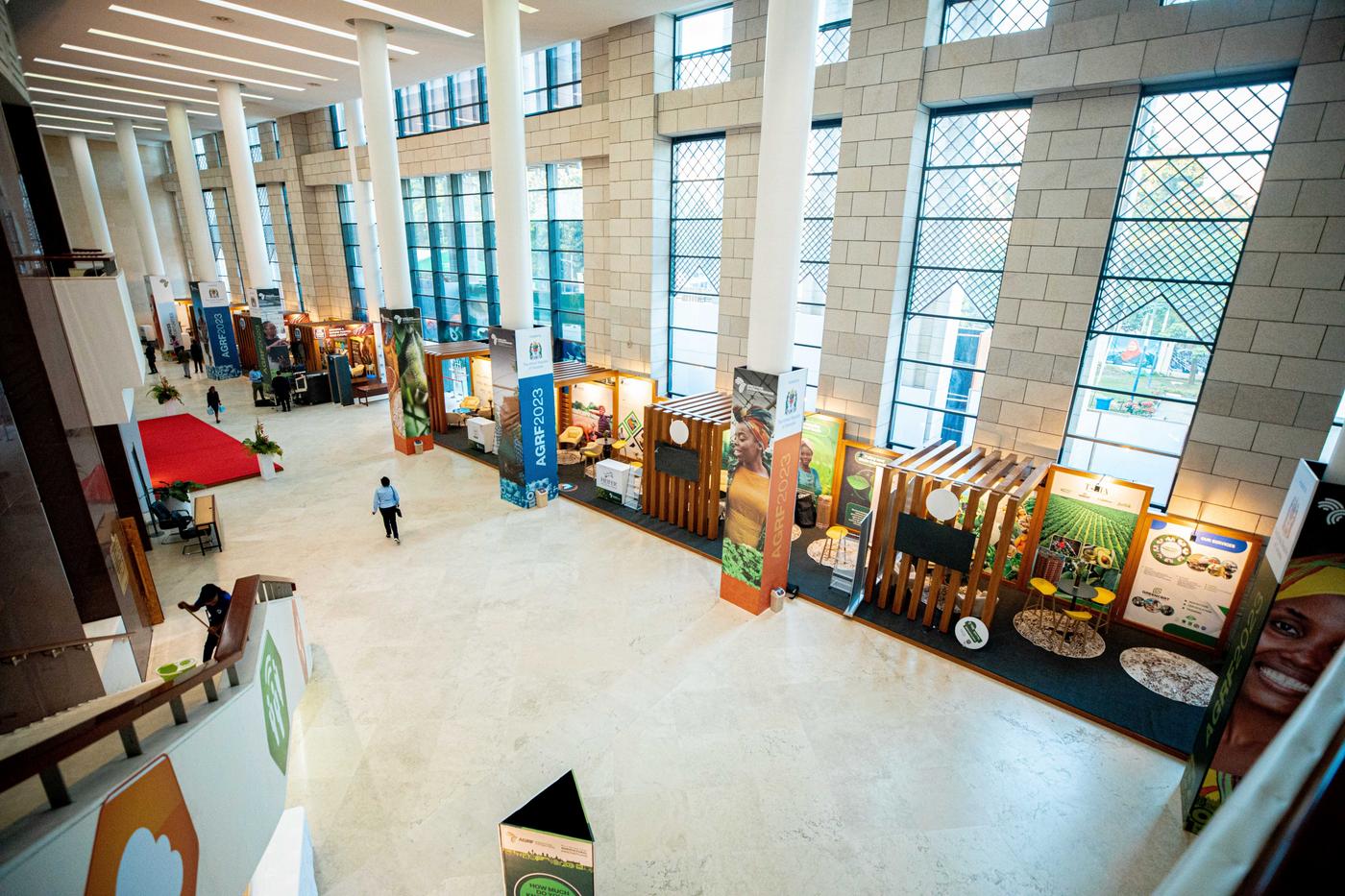 Victoria Lobby