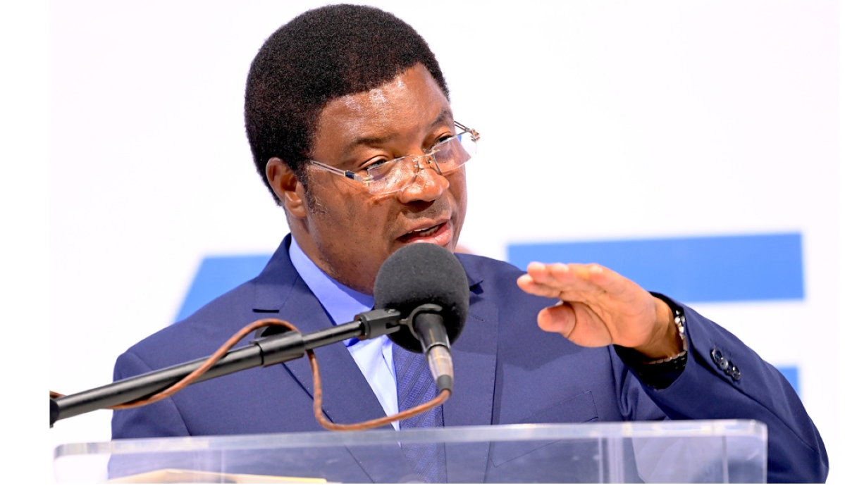 WAZIRI MKUU AMPONGEZA MKURUGENZI MKUU WA AICC